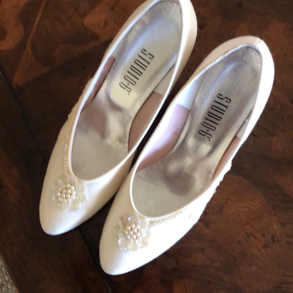 Studio 6 dress shoes worn only once
